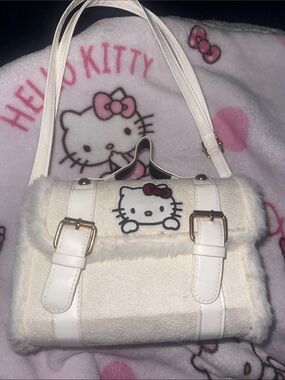 Hello Kitty Cream and Pink Faux-Fur Shoulder Bag